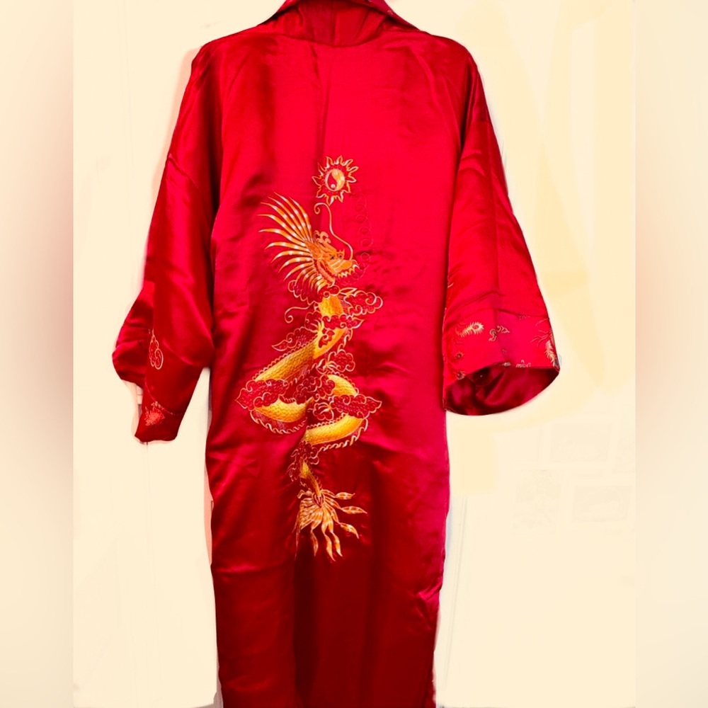 Luxurious Red Satin Floral Dragon Unisex Kimono 👘 Robe / Coat
